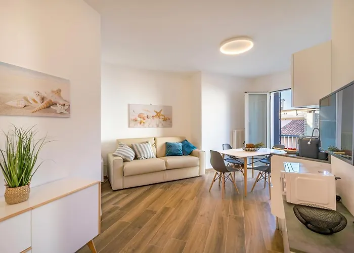 Levante For A Luxury - Front Apartment Caorle