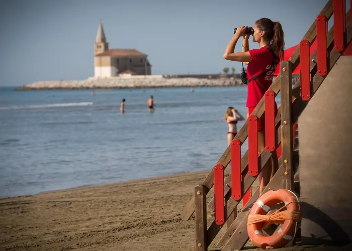 Levante For A Luxury - Front *